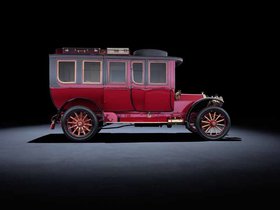 Mercedes-Simplex 60 PS aus dem Jahr 1904. Im Bild der elegante und luxuri&ouml;se Reisewagen aus dem pers&ouml;nlichen Besitz von Emil Jellinek.