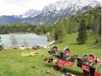 Kutsche stürzt Abhang am Lautersee bei Mittenwald hinunter: Sieben Verletzte