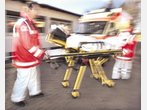 Seniorin liegt halbe Stunde hilflos am Boden - und keinen kümmert's