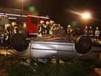 Schwerer Unfall auf Staatsstraße 2082 zwischen Pliening und Neufinsing Bilder