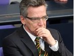 SPD und Grüne attackieren de Maizière wegen „Euro Hawk“