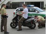 Dachauer Polizei zieht frisierte Mofas aus dem Verkehr
