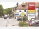 Verwirrender Schilderwald: In Pei&szlig;enberg gibt es an manchen Stellen wie hier an der Schongauer Stra&szlig;e zu viele Verkehrs- und Werbeschilder an einem Fleck. Das soll sich jetzt &auml;ndern. foto: emanuel gronau