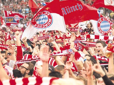 Wer am Samstag nicht live in London im Stadion mit dabei sein kann, kann in zahlreichen Gastst&auml;tten oder im Bichler Feuerwehrhaus mitfiebern. Foto: Michael Westermann/Mm-Archiv