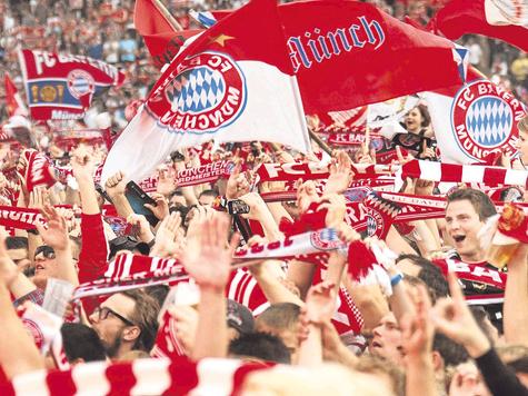 Wer am Samstag nicht live in London im Stadion mit dabei sein kann, kann in zahlreichen Gastst&auml;tten oder im Bichler Feuerwehrhaus mitfiebern. Foto: Michael Westermann/Mm-Archiv