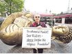 Protest gegen Viktualienmarkt-Buddha