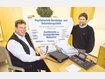 Helfen gerne: Martin Gerl (l.) und Ulrich Demmel in ihrem B&uuml;ro im Herzog-Christoph-Haus. Foto; Gronau