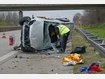 Mutter erstickt Kinder und verursacht schweren Unfall Mutter erstickt Kinder und verursacht schweren Unfall