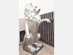 Löwenstatue in Penzberg beschädigt