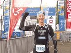 Triathlet Hans-Peter Grünebach holt Bronze bei Langdistanz-WM in Belfort