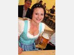 Kandidatin Volksfest-Madl Monika Maier (16) aus Rottach Egern