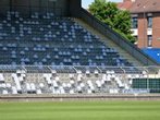 Grünwalder Stadion: So sehen die neuen grauen Sitze aus