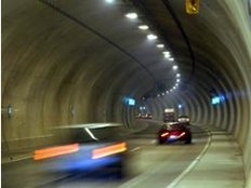 Angst vor Tunnel? Keine Panik, hier gibt es Tipps für eine sichere Fahrt