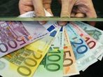Enkeltrick-Betrug: Frau legt Seniorin rein und erbeutet tausende Euros