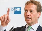 DIHK-Chef fordert mehr Investitionen: "Straßen verrotten"
