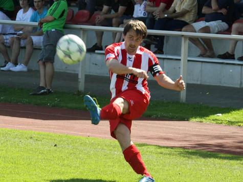 F&uuml;hrungspers&ouml;nlichkeit: Andi Neff f&uuml;hrt seine Dachauer in der Landesliga als Kapt&auml;n an.