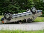 Oberhaching: Autofahrer sieht Reh und überschlägt sich