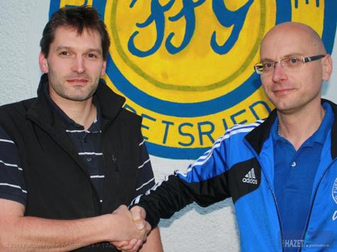 Links der neue Chef-Trainer Markus Lippert, rechts der 1. Vorstand der FFG Arnold V&ouml;gtle