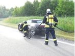 A8: Nagelneuer Jaguar in Brand