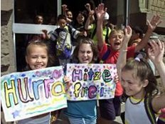 Hitzefrei an Schulen in Bayern im Sommer bei Hitze