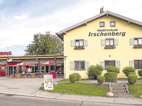 Tatort Rastanlage: Am Irschenberg klaute eine Erdingerin (43) ein Smartphone. Sp&auml;ter wurde sie mitten auf der Salzburger Autobahn gestoppt. Foto:; Tank & Rast